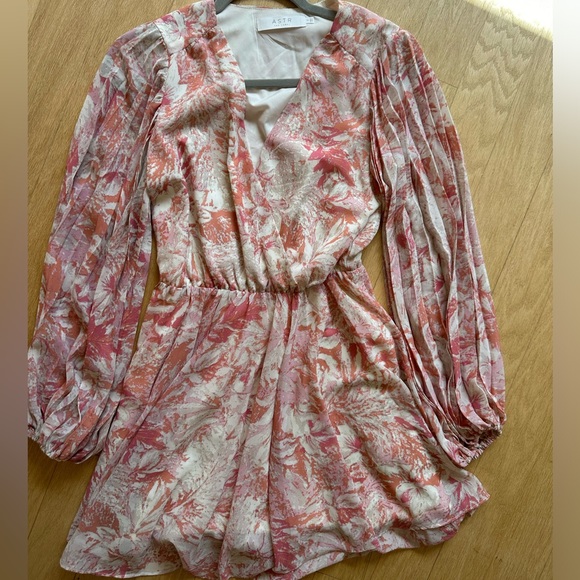 ASTR The Label Raphaela Dress - Picture 3 of 6